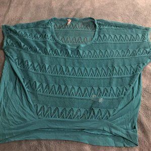 Women's plus size top